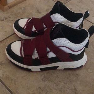 Fit flop sneakers sz 7